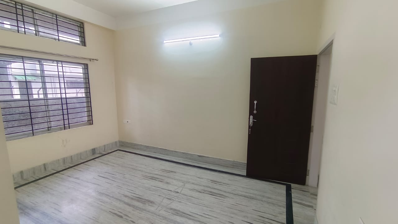Unfurnished 2bhk in Punjabari for Rent